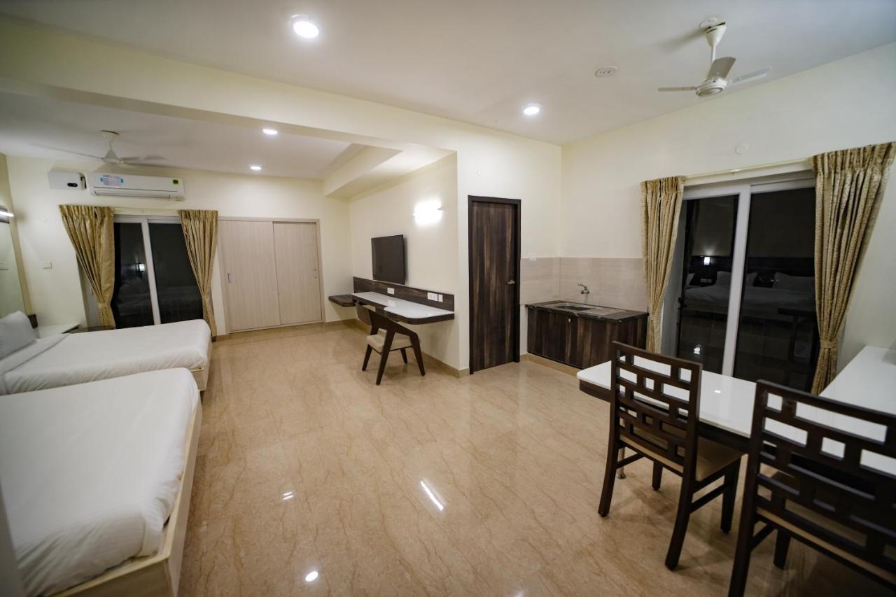 Avenue 11 Premium Stays Madurai Bagian luar foto