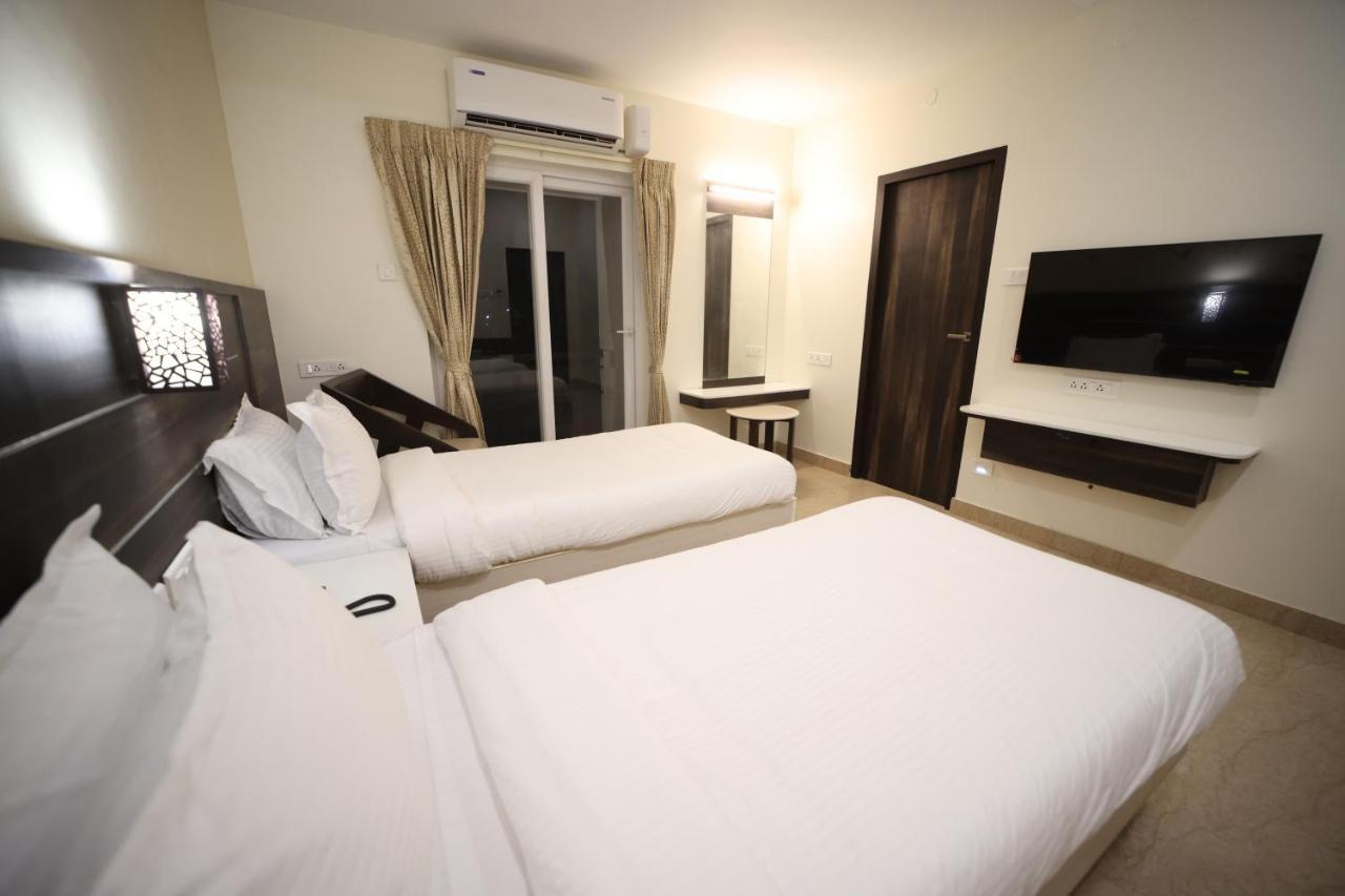 Avenue 11 Premium Stays Madurai Bagian luar foto