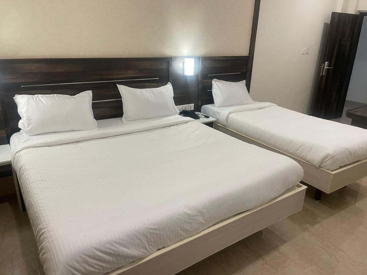 Avenue 11 Premium Stays Madurai Bagian luar foto